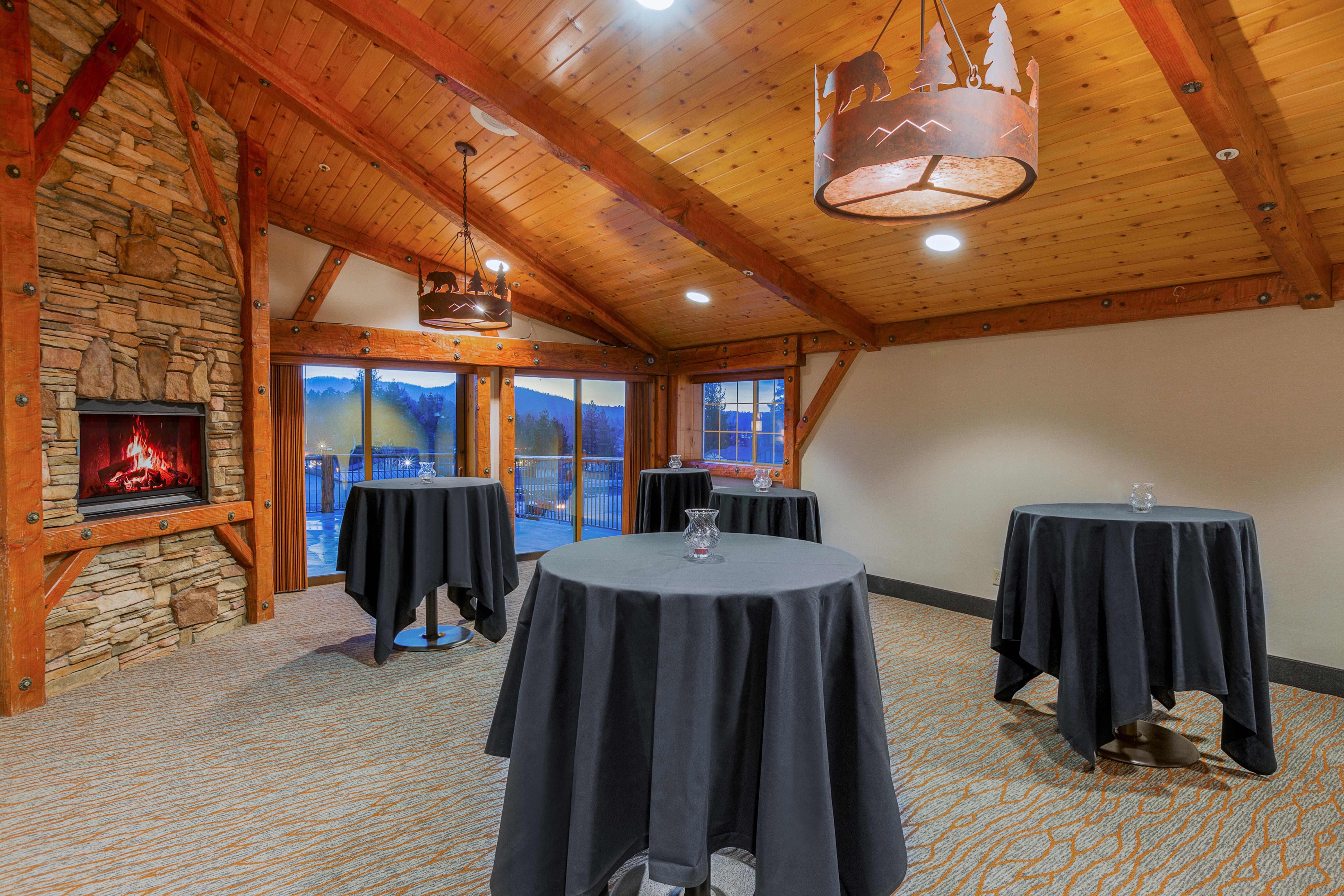 Holiday Inn Resort The Lodge At Big Bear Lake By Ihg Bagian luar foto